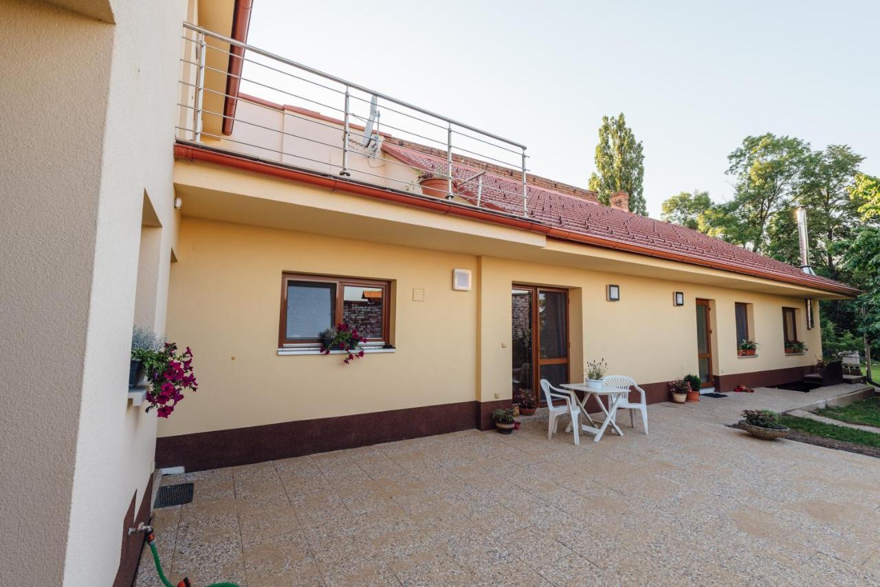 Apartman Pod Borovici Kovalovice المظهر الخارجي الصورة